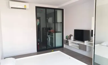 For rent studio condo in Mueang Samut Prakan, Samut Prakan