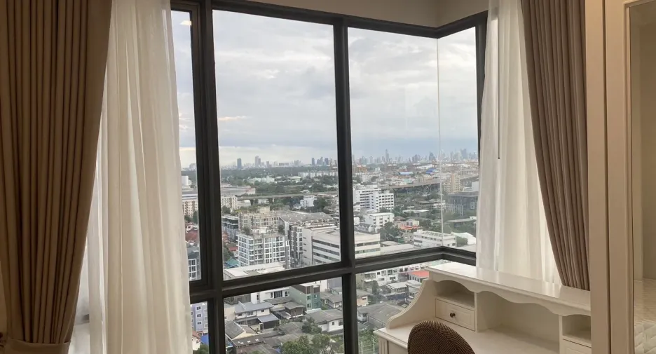 For sale and for rent 2 bedrooms condo in Phra Khanong, Bangkok