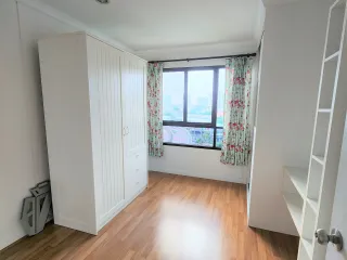 Condo en venta de 2 habitaciones en Bang Phlat, Bangkok