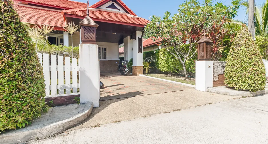 Villa zum Kauf mit 3 Zimmer in Kathu, Phuket