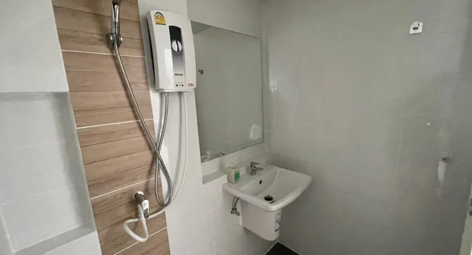 For rent 3 bedrooms townhouse in Bang Kruai, Nonthaburi