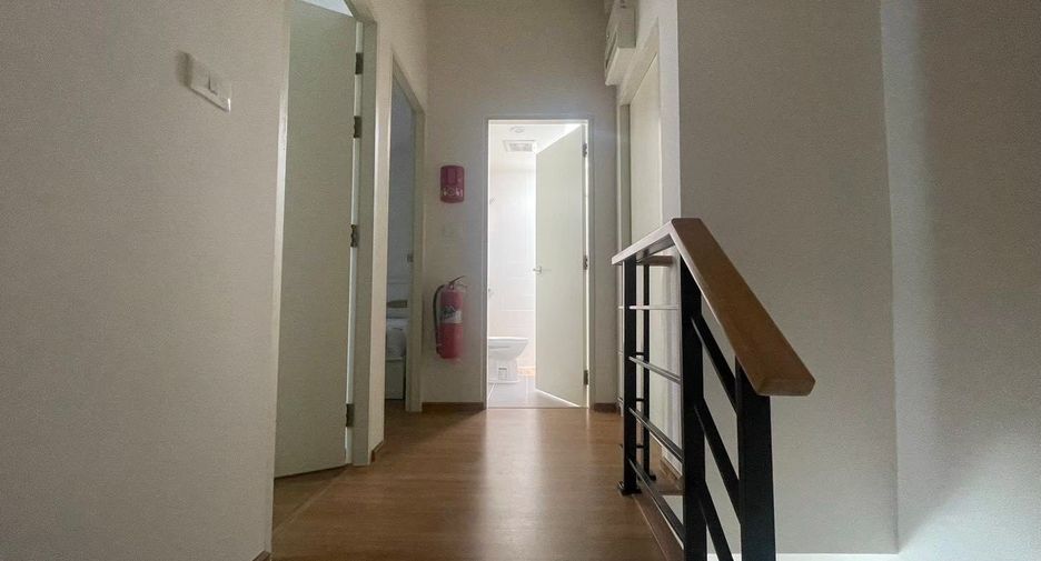For rent 3 bedrooms townhouse in Bang Kruai, Nonthaburi