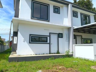 Casa en venta de 3 habitaciones en San Kamphaeng, Chiang Mai