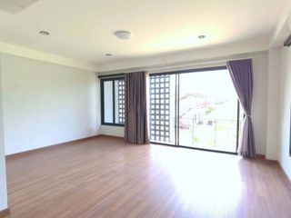 Casa en venta de 3 habitaciones en San Kamphaeng, Chiang Mai