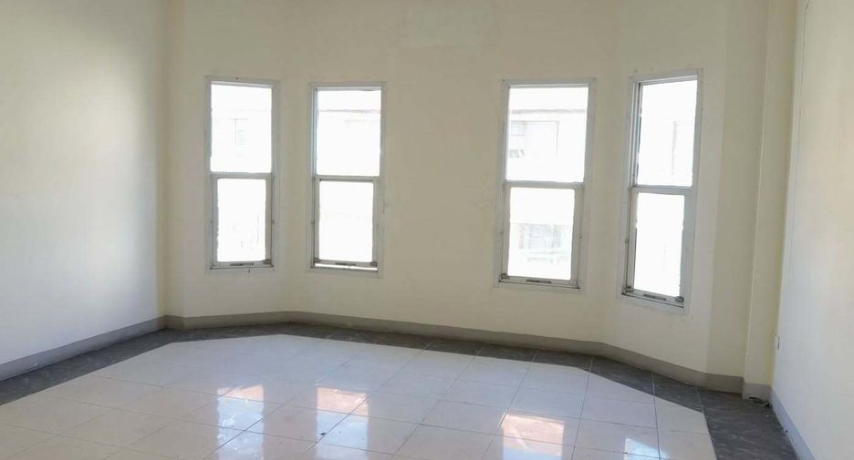 For sale 9 bedrooms retail Space in Mueang Chiang Mai, Chiang Mai