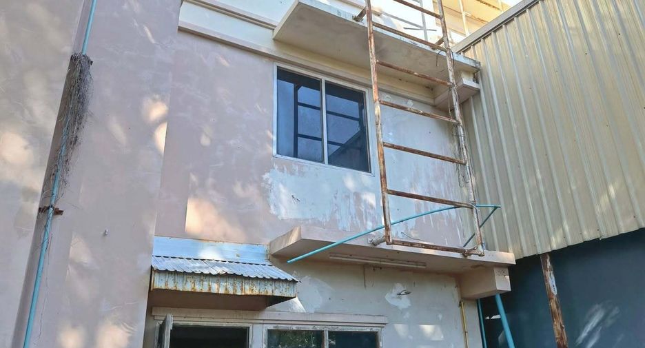 For sale 9 bedrooms retail Space in Mueang Chiang Mai, Chiang Mai