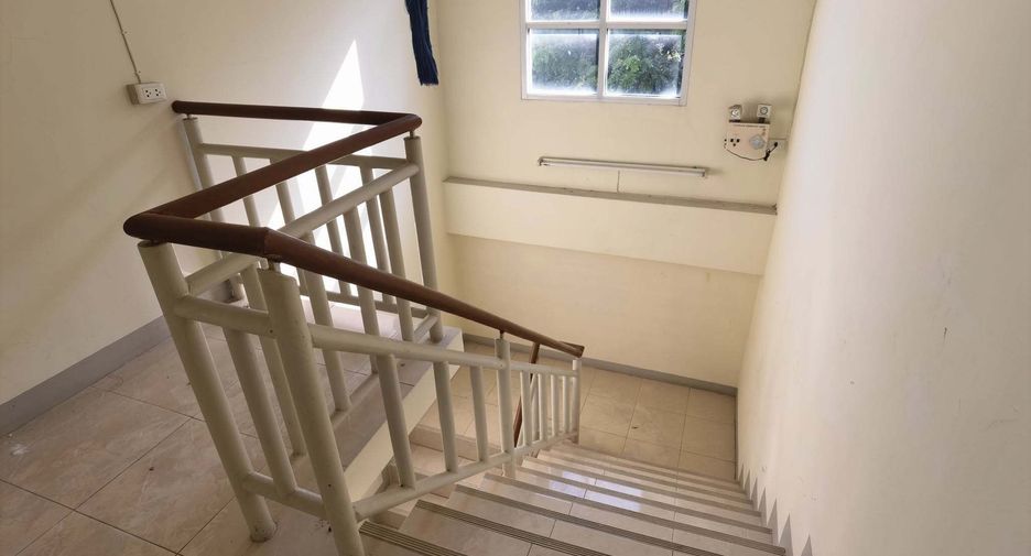 For sale 9 bedrooms retail Space in Mueang Chiang Mai, Chiang Mai