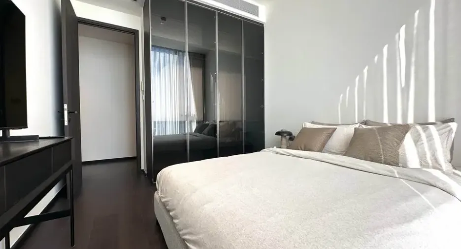 For rent and for sale 3 bedrooms condo in Khlong Toei, Bangkok