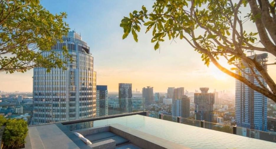 Condo en alquiler de 1 habitaciones en Khlong Toei, Bangkok