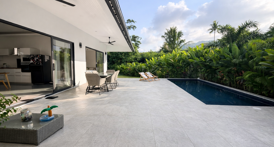 For sale 3 bedrooms villa in Ko Samui, Surat Thani