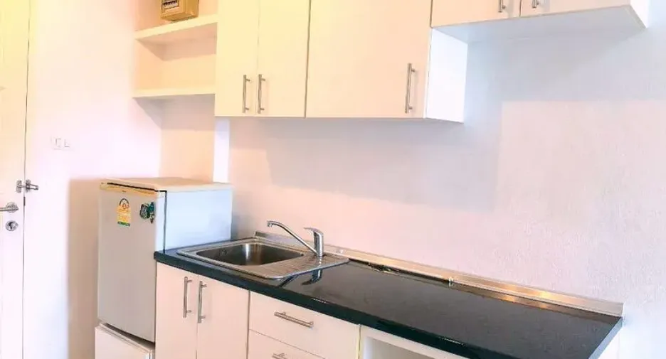 À vendre 1 chambre condo à San Sai, Chiang Mai