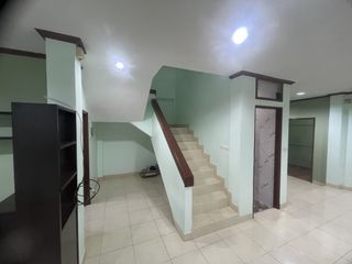 Reihenhaus zur Miete mit 2 Zimmer in Bang Lamung, Chonburi