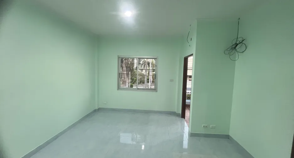 For rent 2 bedrooms townhouse in Bang Lamung, Chonburi