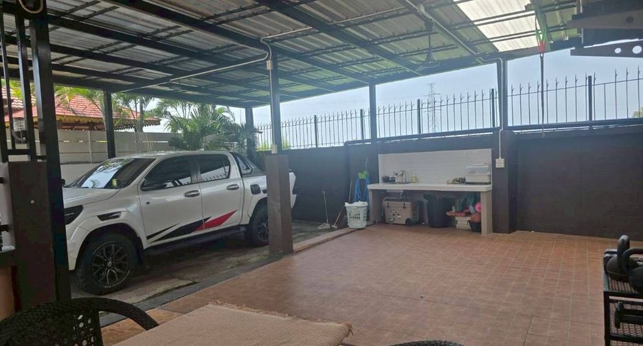 Villa zum Kauf mit 3 Zimmer in Bang Lamung, Chonburi