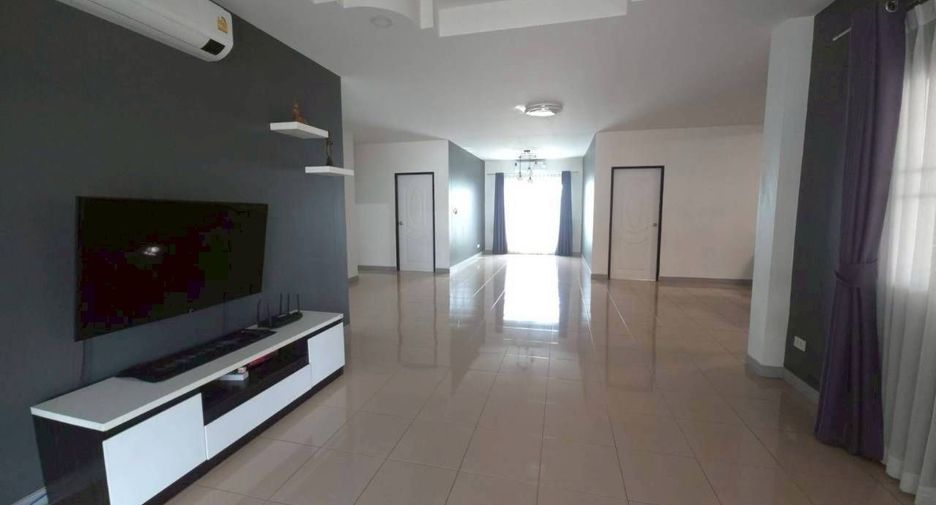 Villa zum Kauf mit 3 Zimmer in Bang Lamung, Chonburi
