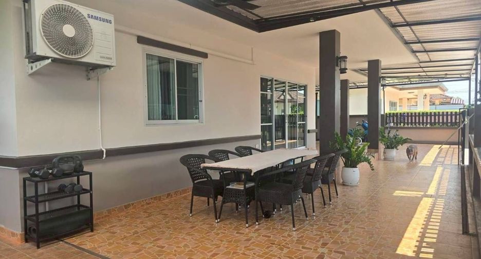 Villa zum Kauf mit 3 Zimmer in Bang Lamung, Chonburi