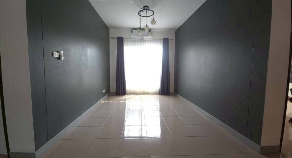 Villa zum Kauf mit 3 Zimmer in Bang Lamung, Chonburi