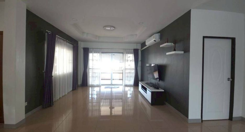 Villa zum Kauf mit 3 Zimmer in Bang Lamung, Chonburi
