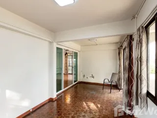 For rent 6 bedrooms house in Mueang Chiang Mai, Chiang Mai