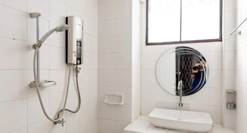 For rent 6 bedrooms house in Mueang Chiang Mai, Chiang Mai