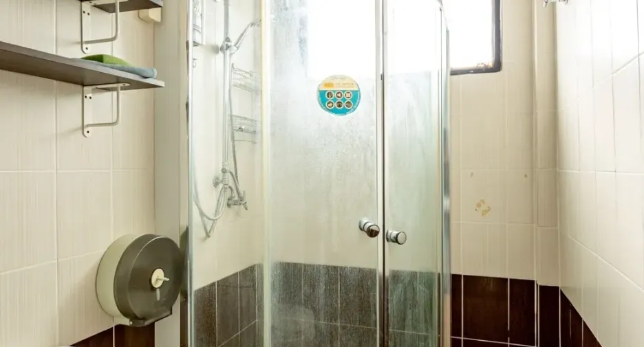 For rent 6 bedrooms house in Mueang Chiang Mai, Chiang Mai