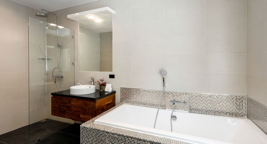 For sale 3 bedrooms apartment in Ko Samui, Surat Thani