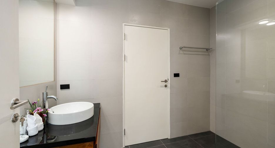 For sale 3 bedrooms apartment in Ko Samui, Surat Thani