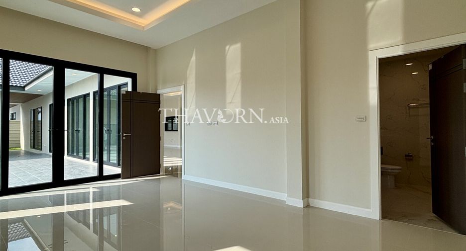 For sale 3 bedrooms house in Bang Lamung, Chonburi