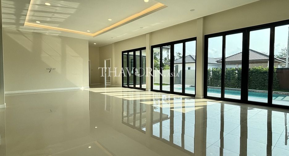 For sale 3 bedrooms house in Bang Lamung, Chonburi