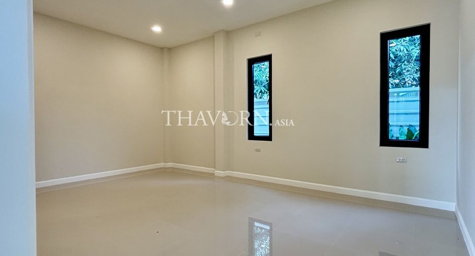 For sale 3 bedrooms house in Bang Lamung, Chonburi