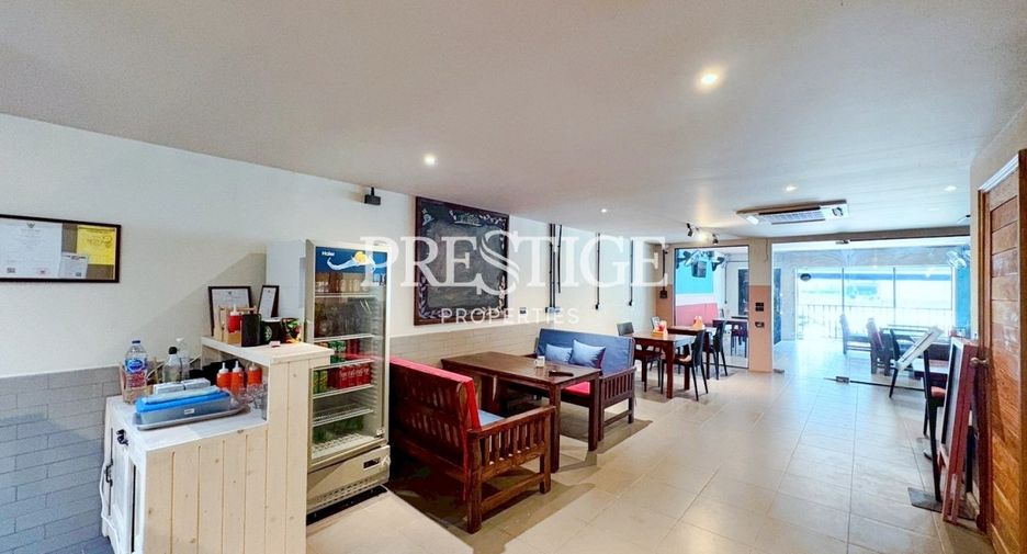 Gewerbefläche zum Kauf mit 3 Zimmer in Bang Lamung, Chonburi