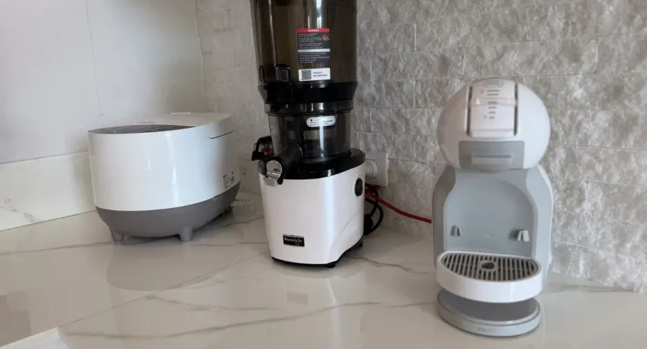 For sale and for rent 6 bedrooms villa in Mueang Phuket, Phuket