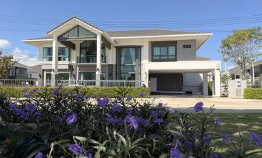 Villa zum Kauf und zur Miete mit 6 Zimmer in Mueang Phuket, Phuket