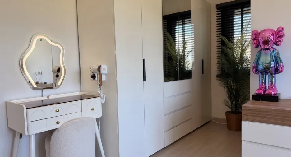 For sale and for rent 6 bedrooms villa in Mueang Phuket, Phuket