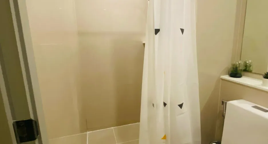 For sale and for rent studio condo in Din Daeng, Bangkok