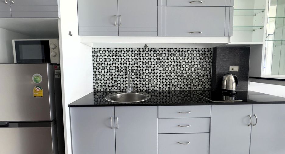 Condo en alquiler y en venta de 1 habitaciones 