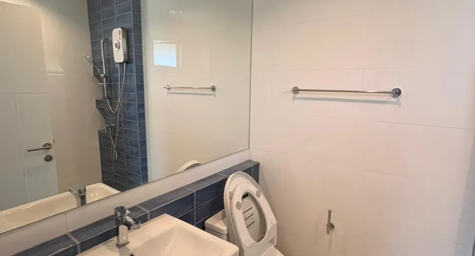 For sale and for rent 4 bedrooms house in Mueang Phuket, Phuket