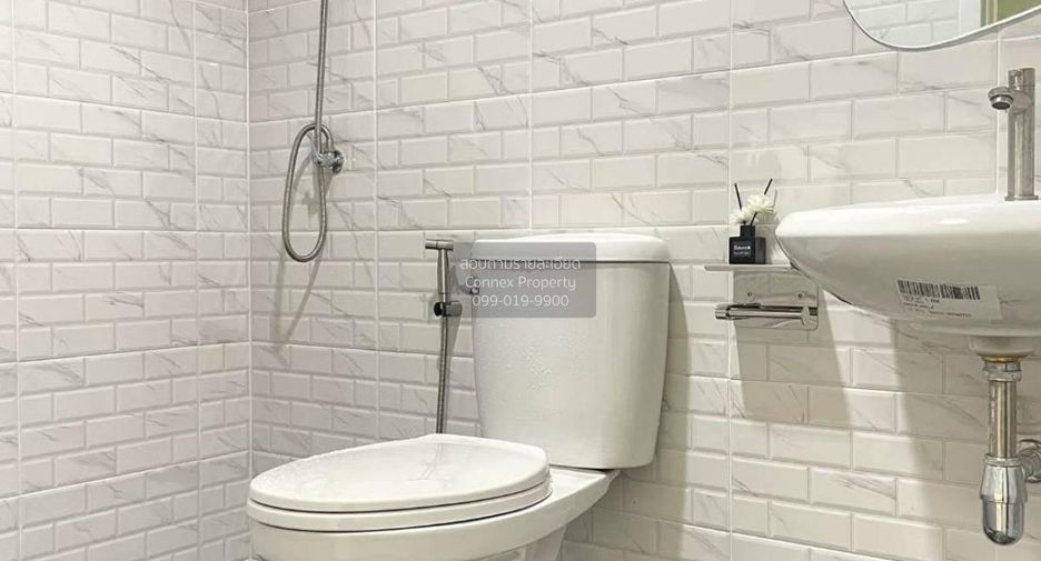 For sale 3 bedrooms townhouse in Mueang Pathum Thani, Pathum Thani