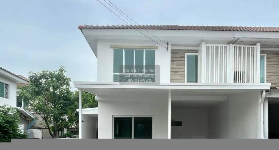 For sale 3 bedrooms townhouse in Mueang Pathum Thani, Pathum Thani