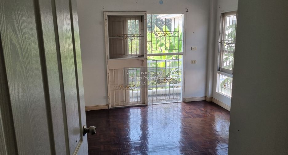 For sale 3 bedrooms house in Bang Bua Thong, Nonthaburi