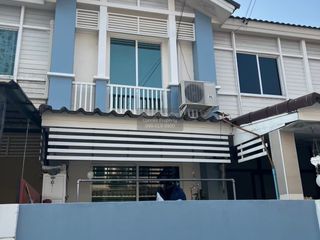 Продажа 3 спальни таунхаус в Нонг Кхаем, Бангкок