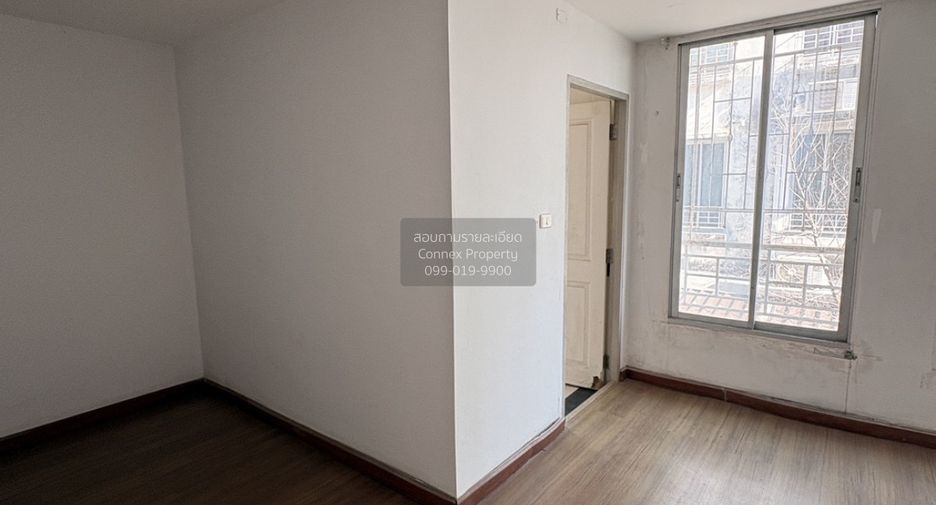 À vendre 3 chambres maison de ville à Mueang Samut Prakan, Samut Prakan