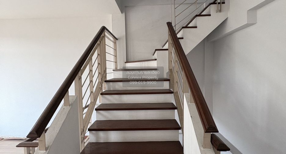 À vendre 3 chambres maison de ville à Mueang Samut Prakan, Samut Prakan