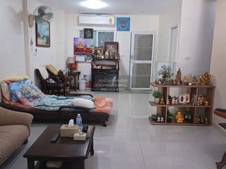 出售 3 卧室 联排别墅 在 Pak Kret, Nonthaburi