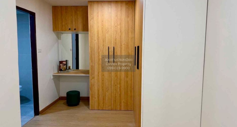 For sale 2 bedrooms condo in Phaya Thai, Bangkok