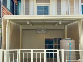 For sale 2 bedrooms townhouse in Khlong Luang, Pathum Thani