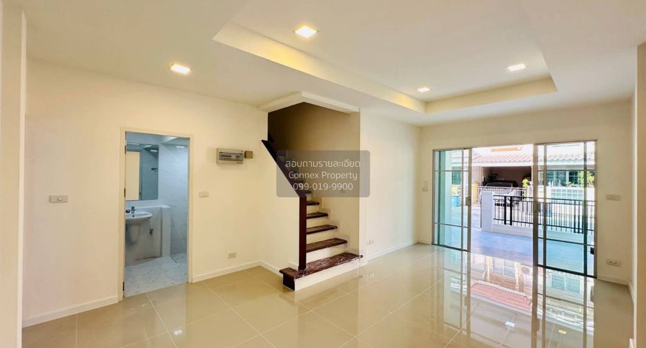 For sale 3 bedrooms townhouse in Pak Kret, Nonthaburi