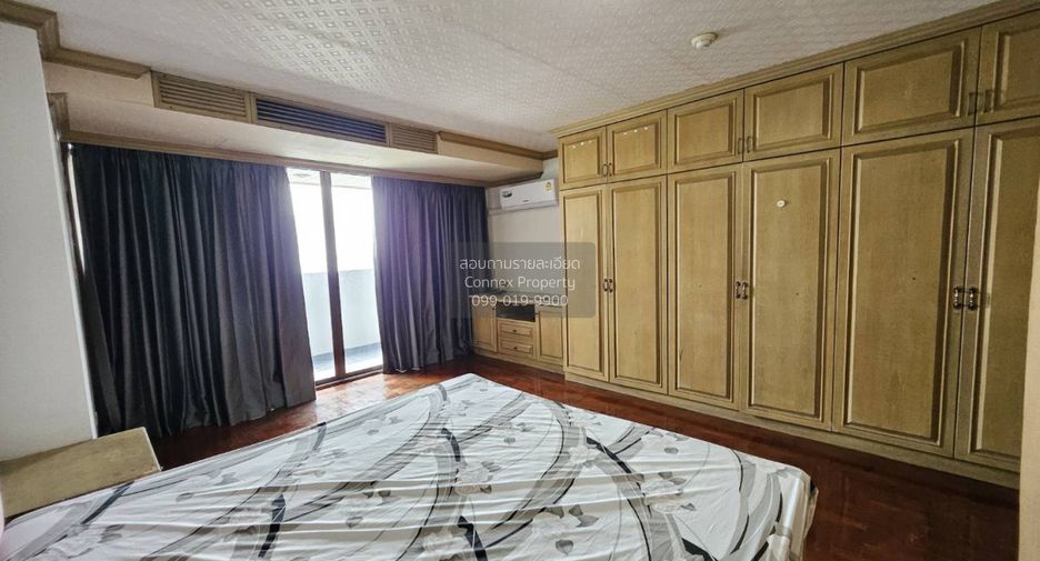 For sale 2 bedrooms condo in Yan Nawa, Bangkok