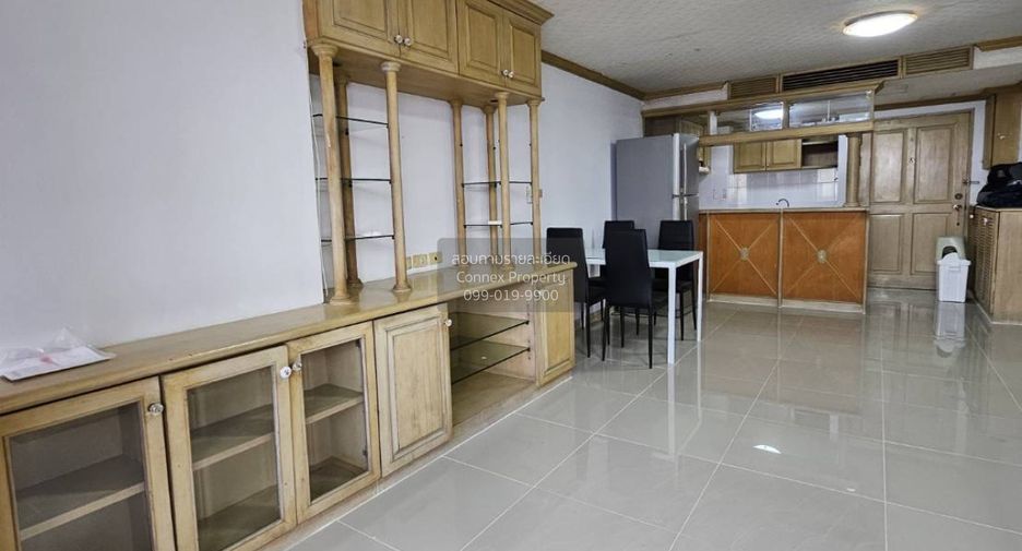For sale 2 bedrooms condo in Yan Nawa, Bangkok