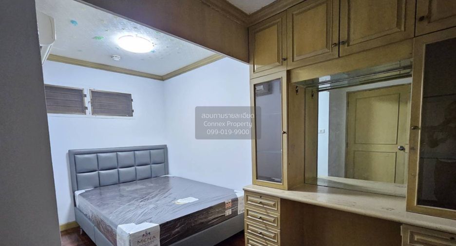 For sale 2 bedrooms condo in Yan Nawa, Bangkok